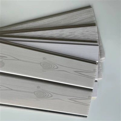Les panneaux de plafond en PVC sont-ils résistants à la moisissure ?